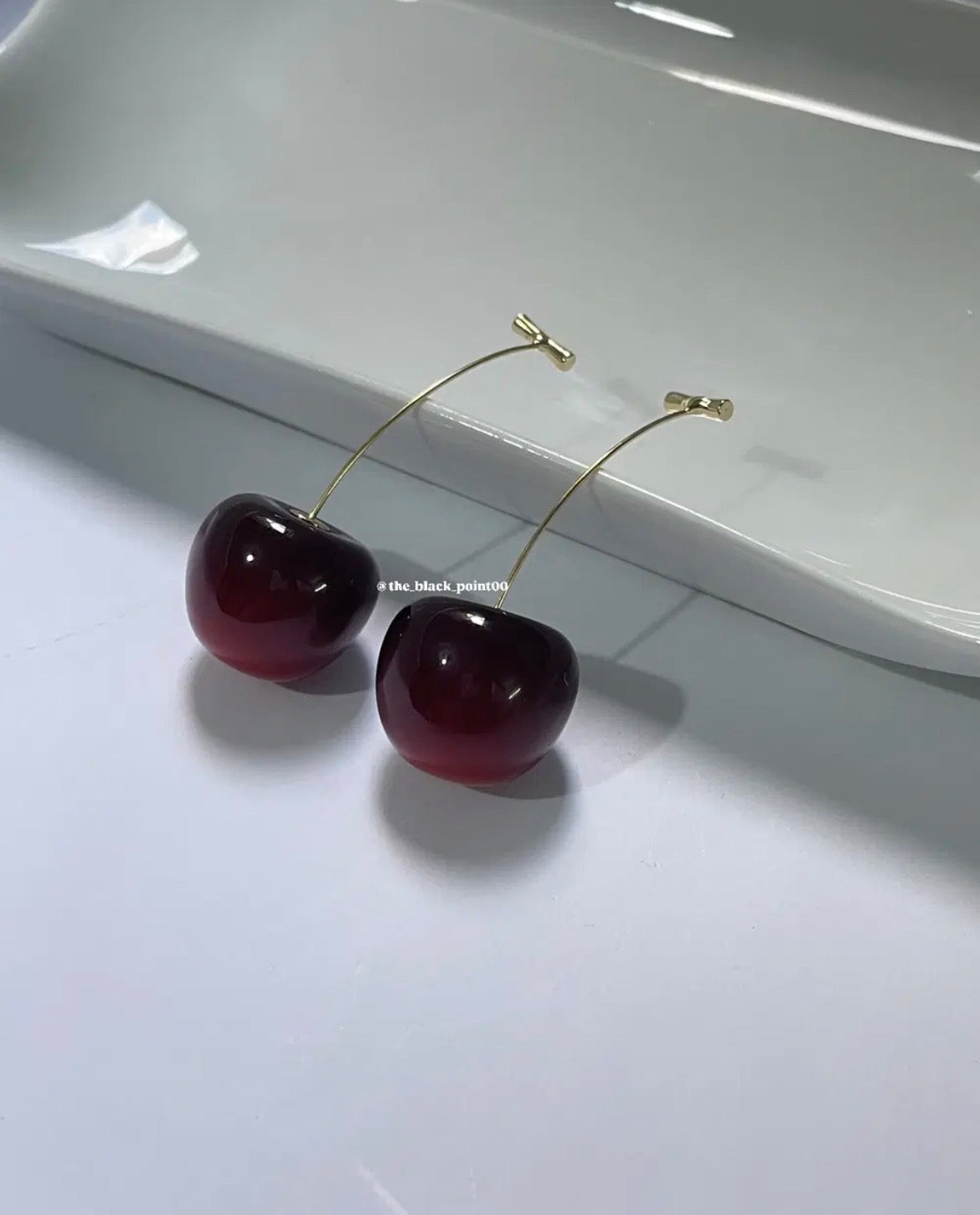 Red cherry drop earrings 🍒