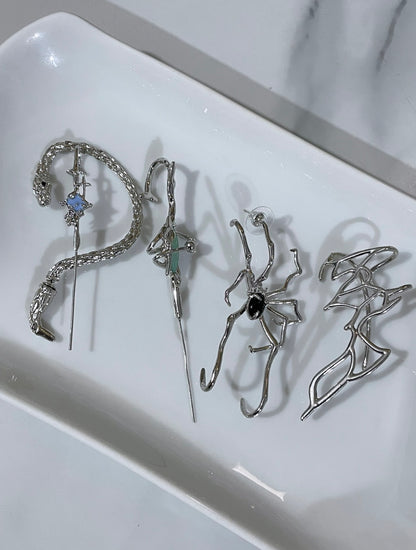 Earrings 🗡️