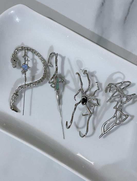 Earrings 🗡️