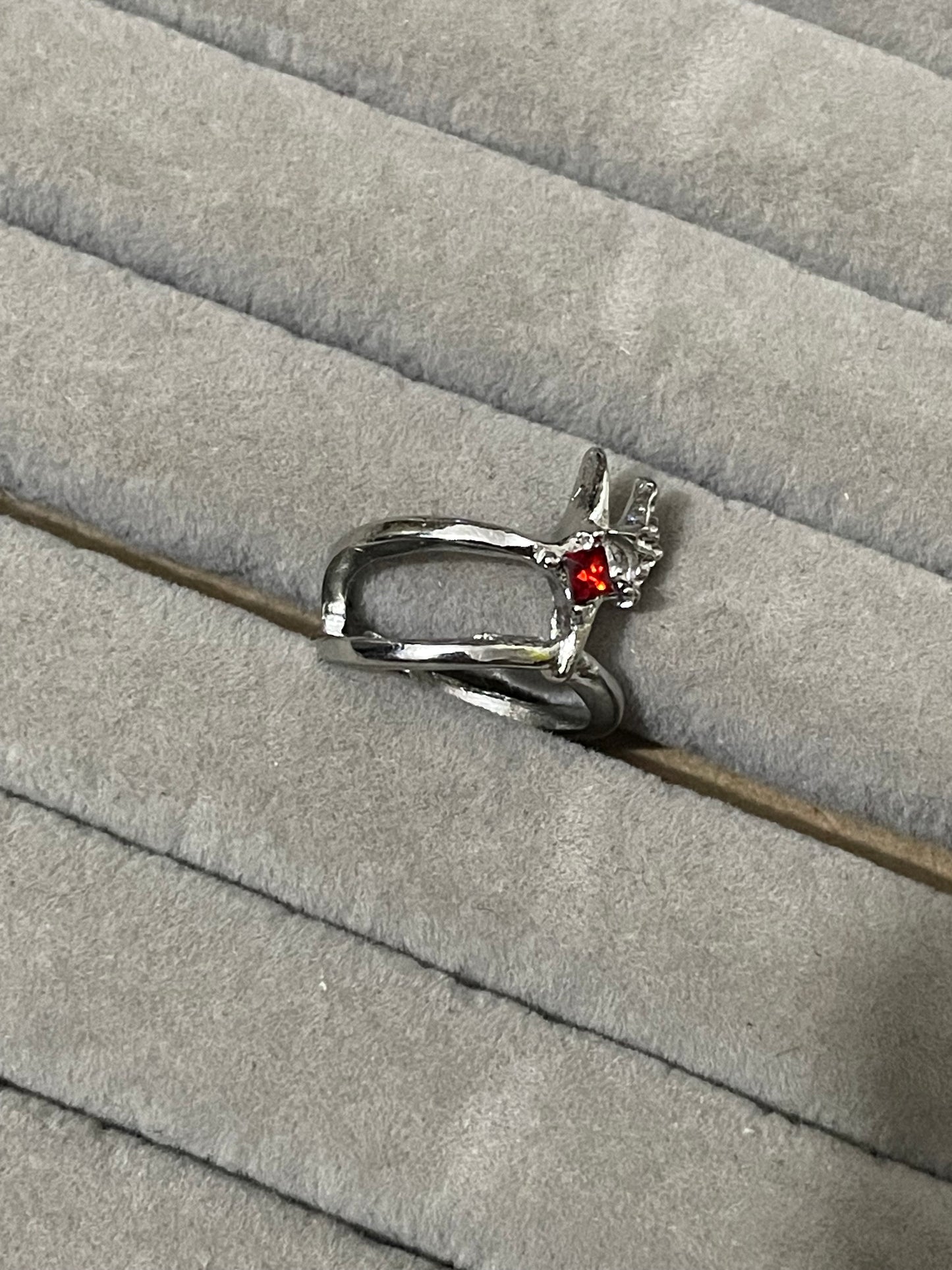 red rings