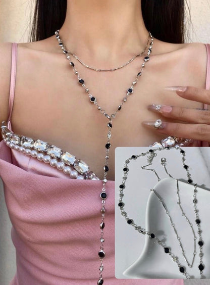 Crystal long necklace 🤍