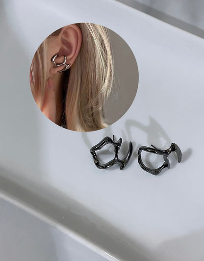 Earrings 🗡️