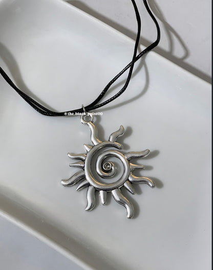Asymmetrical Spiral Swirl Necklace🌀