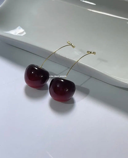 Red cherry drop earrings 🍒