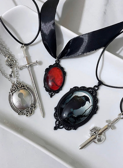 Raven’s Relics Collection 🐦‍⬛🖤