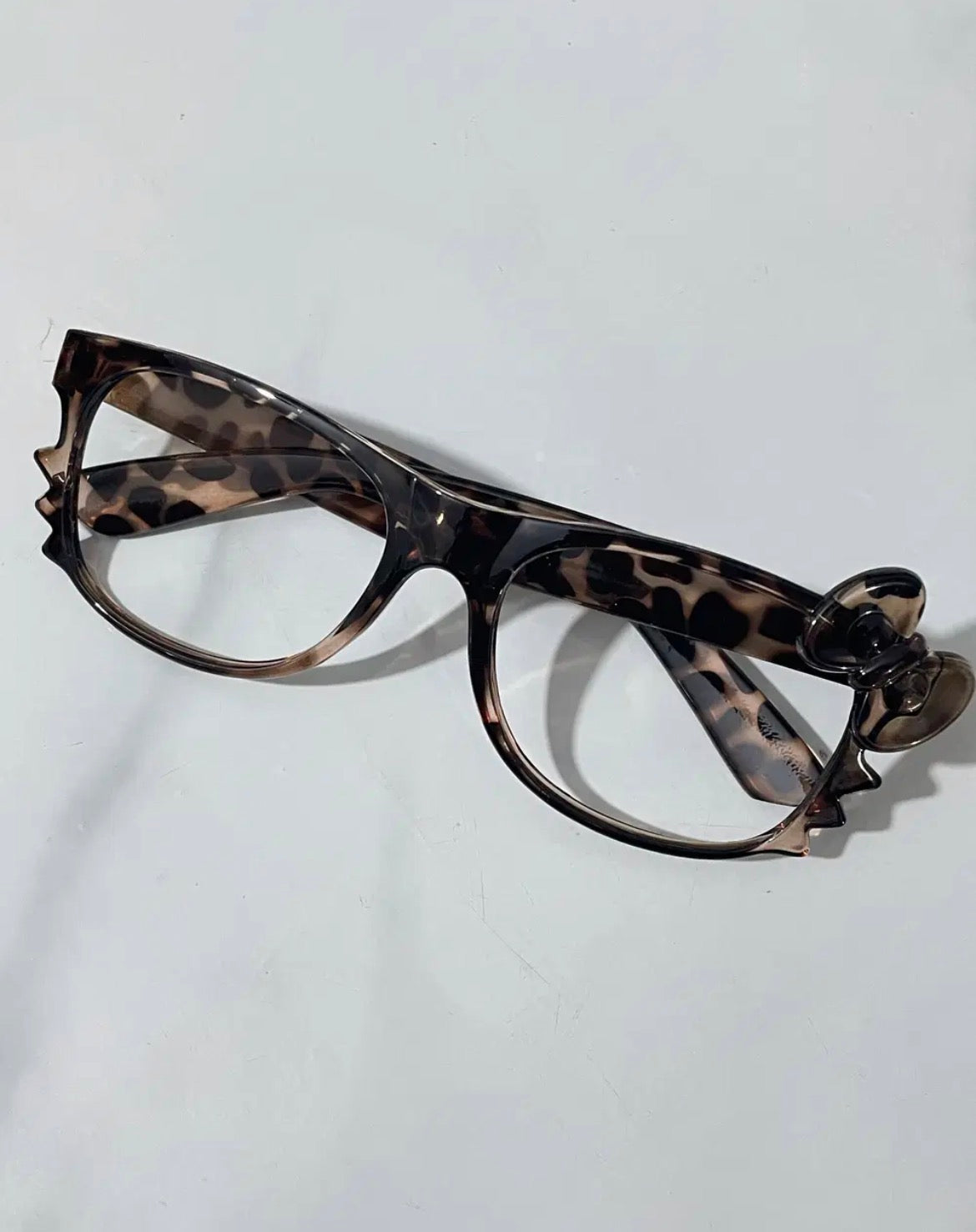 Hello kitty glasses