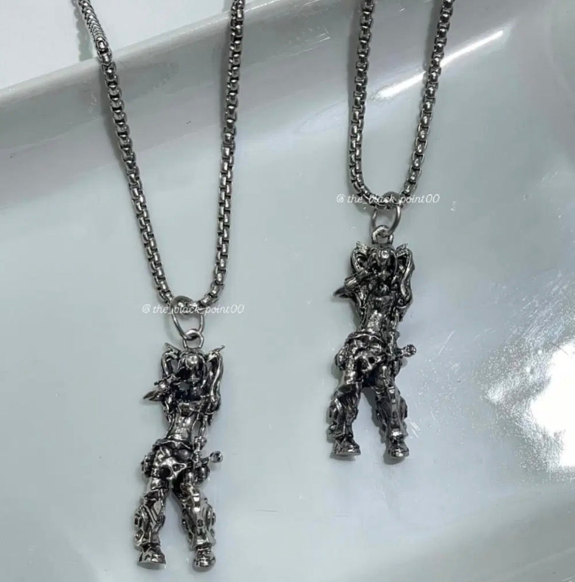 3d girl necklace