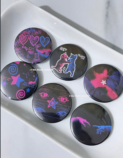 bag brooches